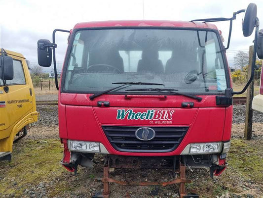 2007 Nissan UD LK Series LK36C lk36c-05087- Truck Cab PN: acq0002228 cab