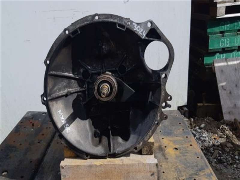 1998 Isuzu N-Series NKR nkr71e-7412688- Trans/Gearbox PN: 3024
