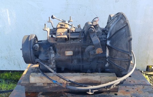 2000 Isuzu N-Series NPR npr72l-7405318- Trans/Gearbox PN: 3162