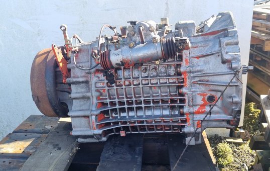 1997 Mitsubishi Fuso Fighter FN fn622k-730106- Trans/Gearbox PN: 3178 m070s6