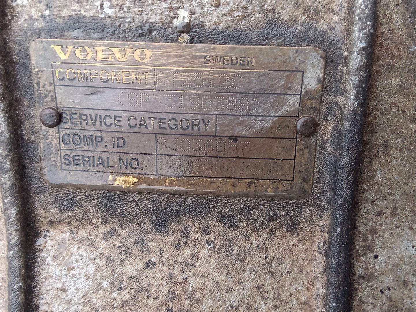 2010 Volvo 480 E YV5JSW0G7AD132545- Transmission PN: at2512c