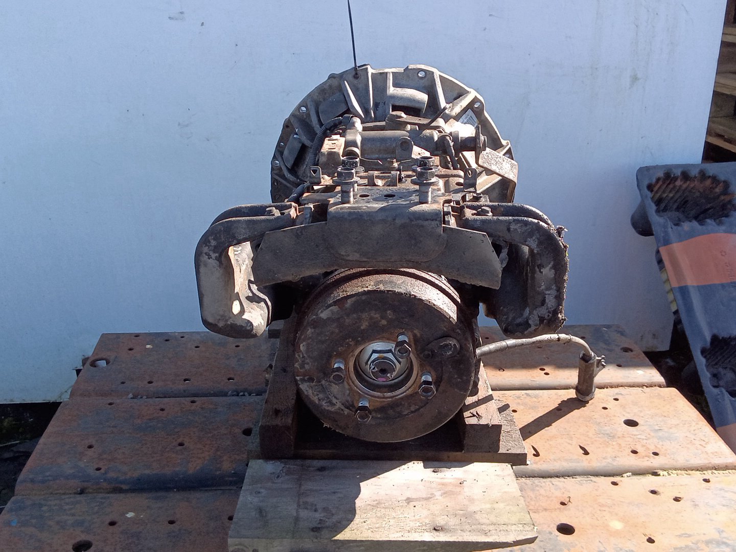 2007 Hino Dutro XZU524 - Trans/Gearbox PN: myy5a (isuzu)
