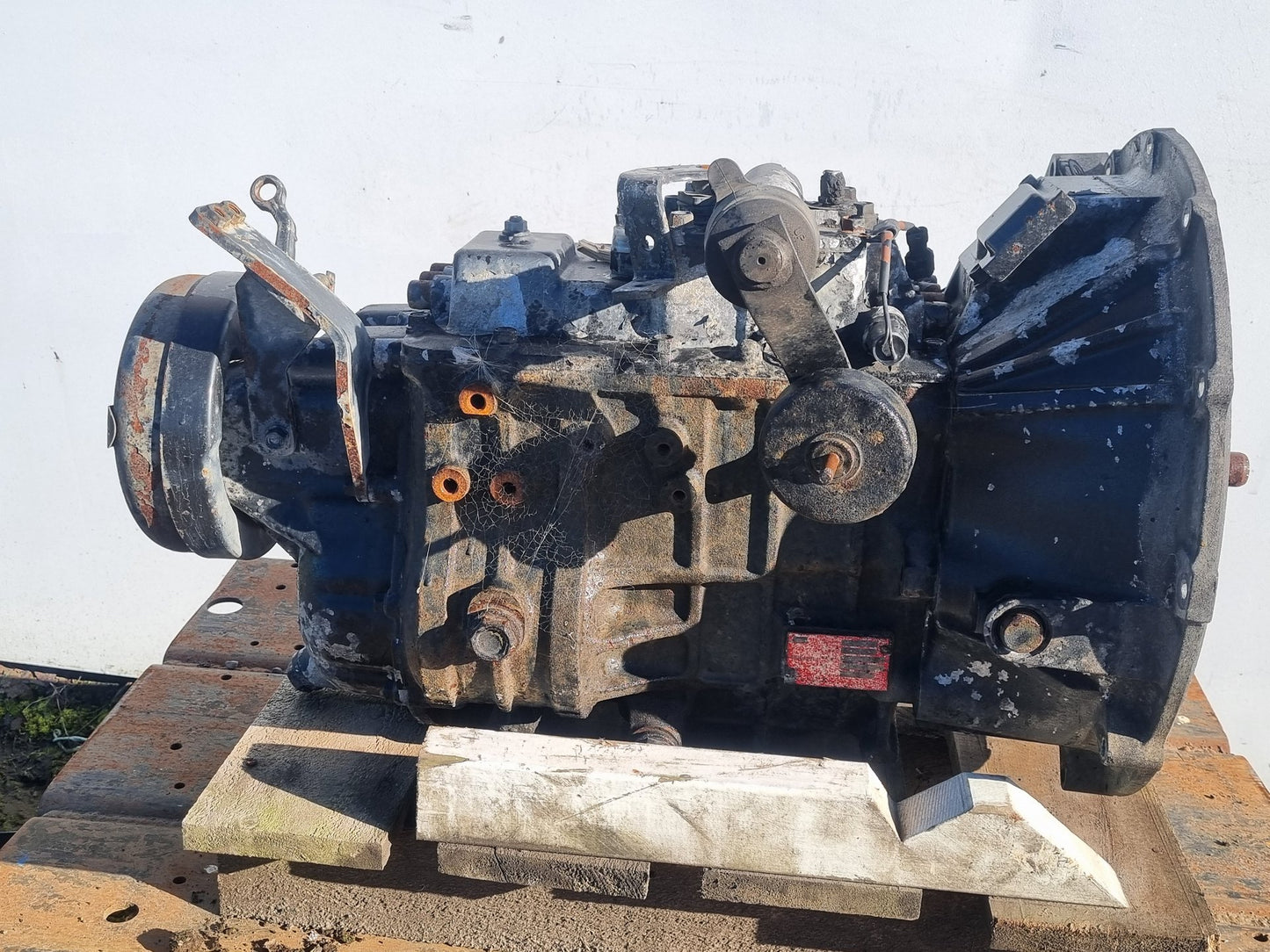 2009 Isuzu N-Series NPR NPR75LY7000424- Trans/Gearbox PN: mbp6