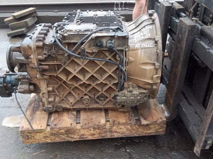 2010 Volvo 480 E YV5JSW0G7AD132545- Transmission PN: at2512c